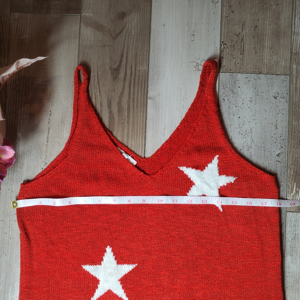 Maurices Red & White Star Sweater Tank Top Size Medium NWOT - Picture 15 of 16